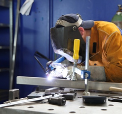 Ihr kompetenter Partrner in dem Metallbauindustrie